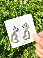 Load image into Gallery viewer, Korean Earrings | heart shaped earrings (1pc)
