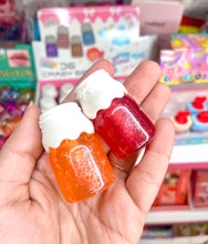 Load image into Gallery viewer, Kawaii Magic Lip Gloss | Cute honey shaped lip balm (1pc)
