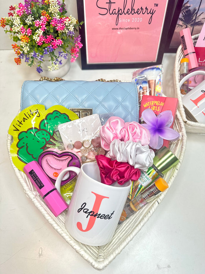 Bridesmaids’ Hamper | Bridesmaids basket | Girls’ hamper