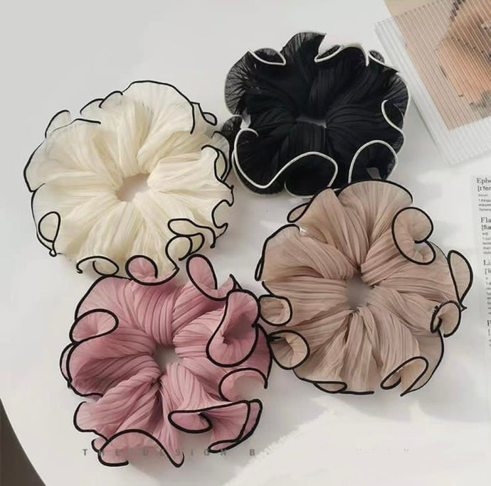 Big Organza Scrunchie