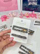 Load image into Gallery viewer, Glittery clips (Set of 2)
