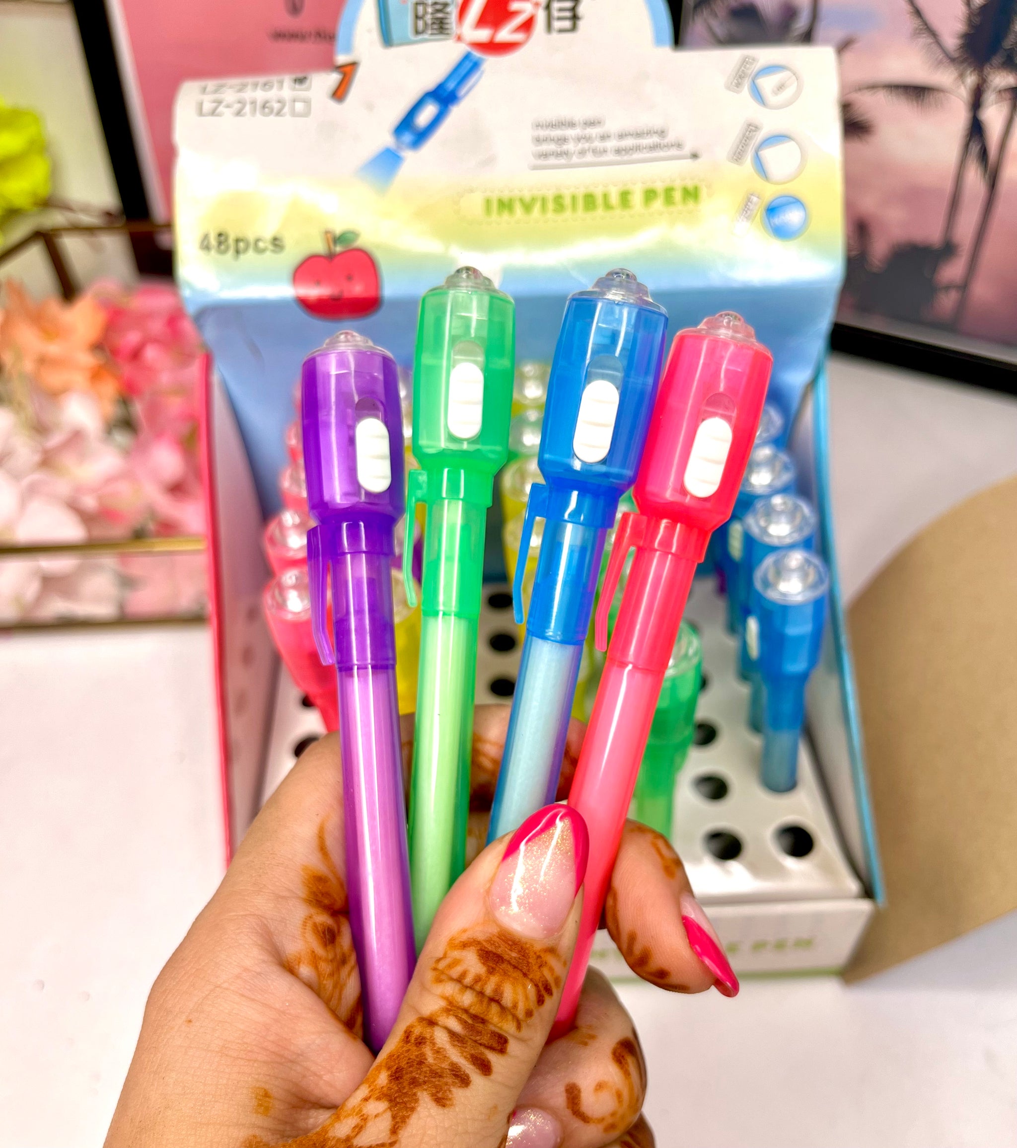 Magical Pen – Stapleberry - Main Image